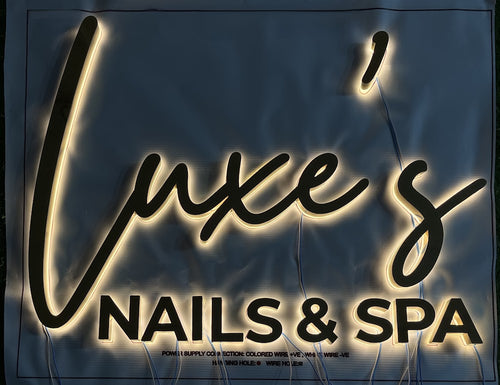 Luxe's nail and spa