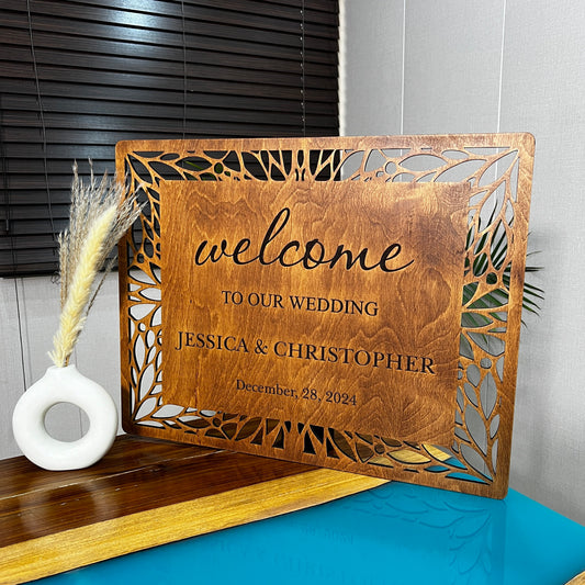 Wooden Wedding Welcome Sign – Personalized for Your Special Day