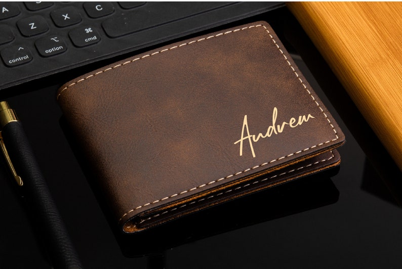 Custom Monogrammed Wallet – Custom Anything