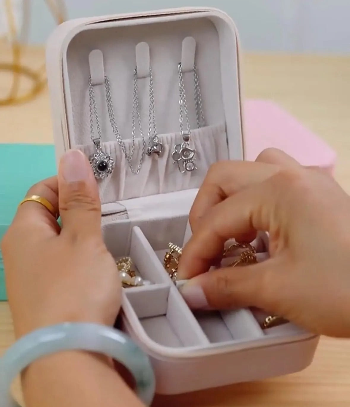 Personalized travel jewelry box