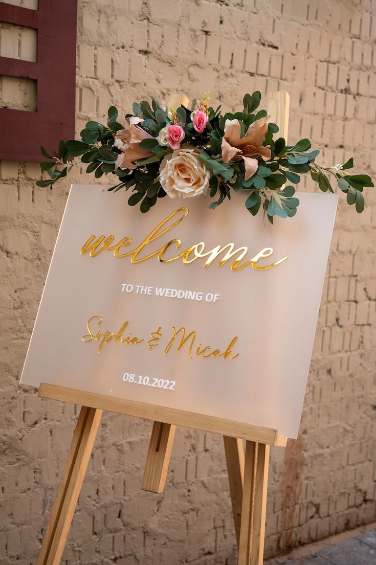 Elegant Acrylic Wedding Welcome Sign