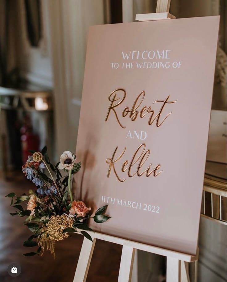 Elegant Acrylic Wedding Welcome Sign